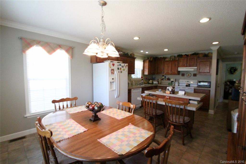 415 Dogwood Road - Photo 5
