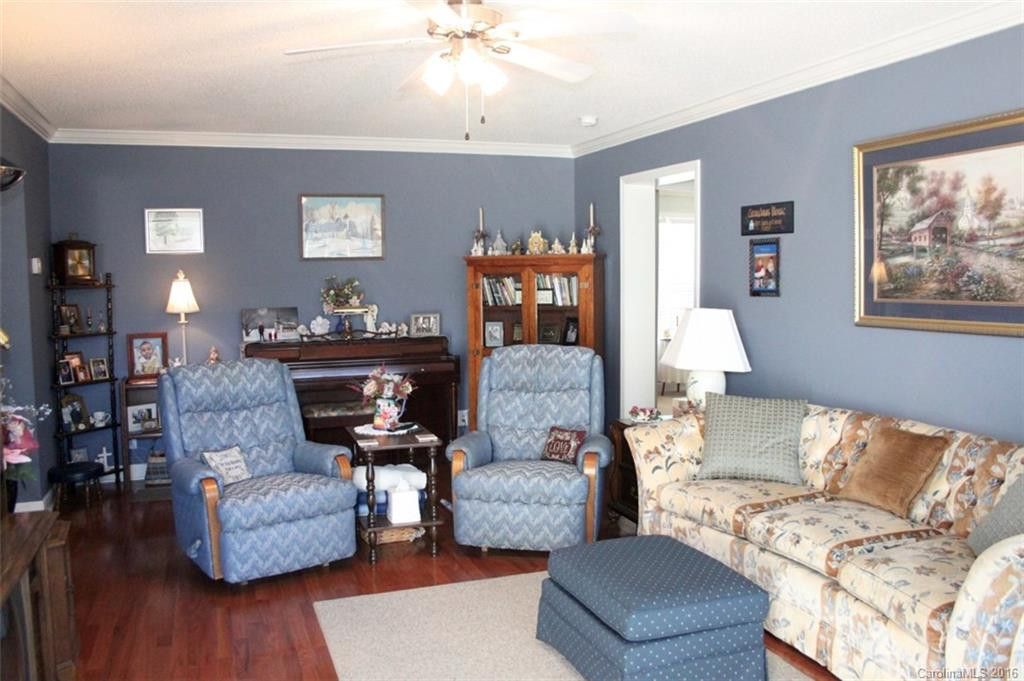 415 Dogwood Road - Photo 7