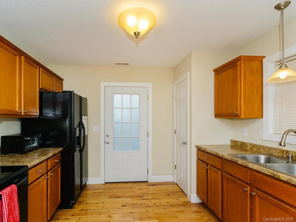99 Liberty Road - Photo 15