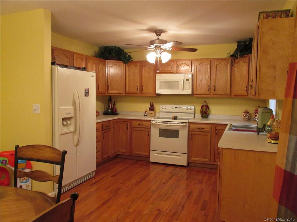 94 Comfort Place - Photo 5