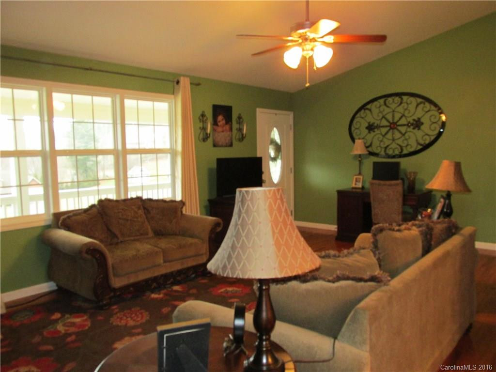 94 Comfort Place - Photo 10