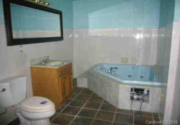 15 Lindon Cove Road - Photo 3