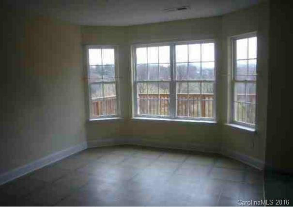 15 Lindon Cove Road - Photo 4