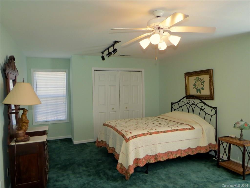 180 Sassafras Lane - Photo 14