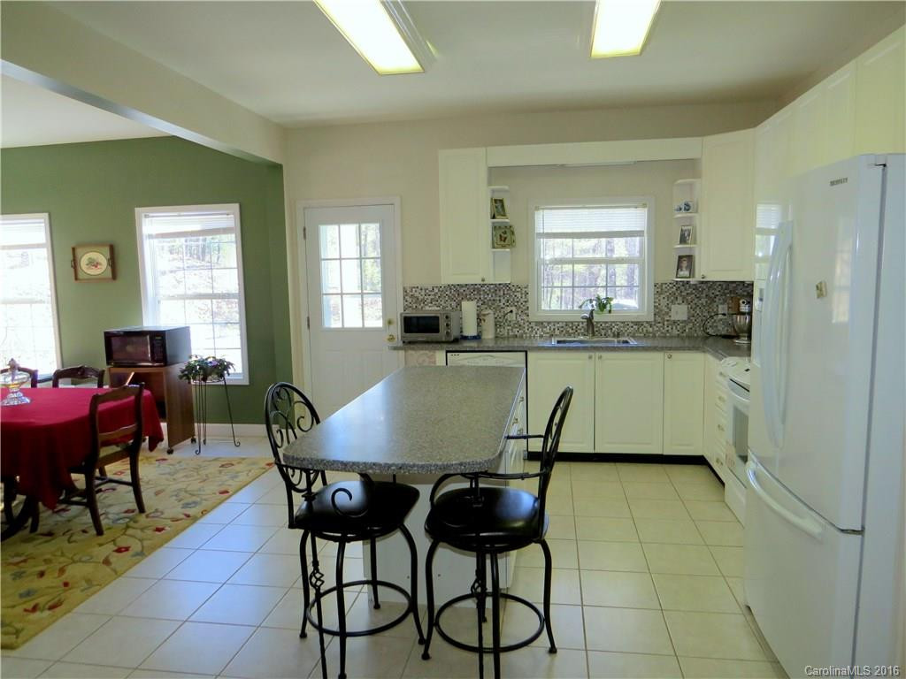 180 Sassafras Lane - Photo 7