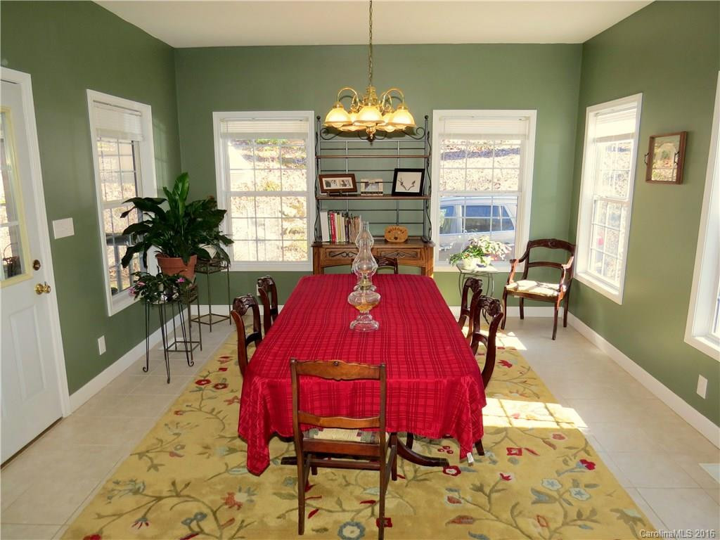 180 Sassafras Lane - Photo 8