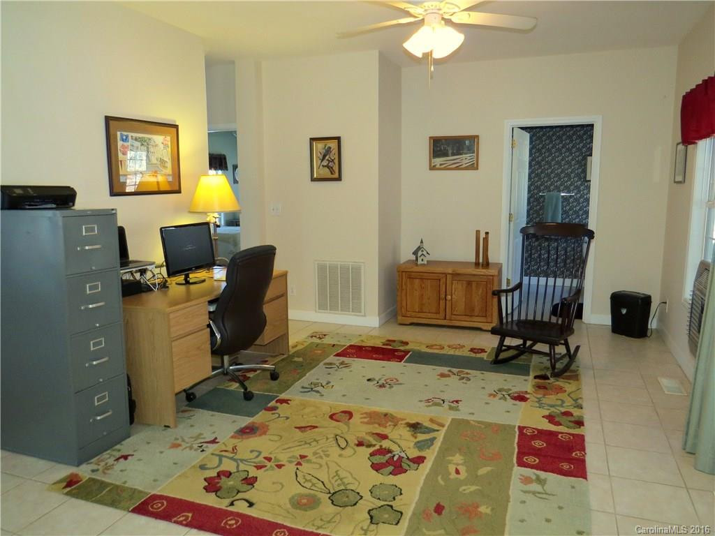 180 Sassafras Lane - Photo 9