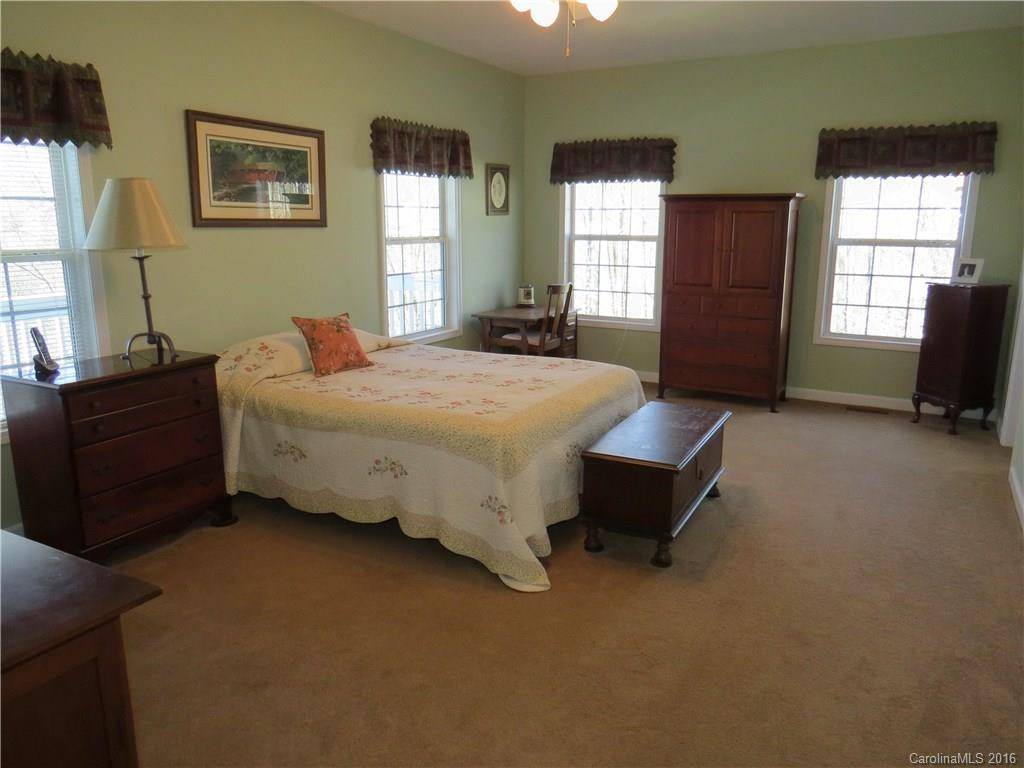 180 Sassafras Lane - Photo 10
