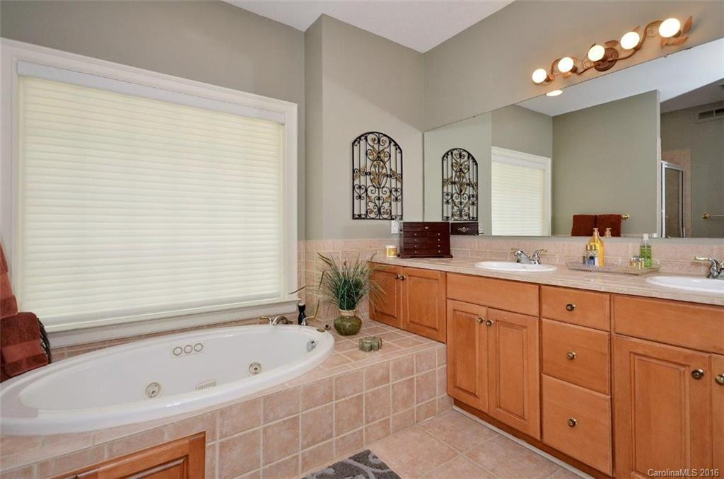 52 Marigold Court - Photo 14