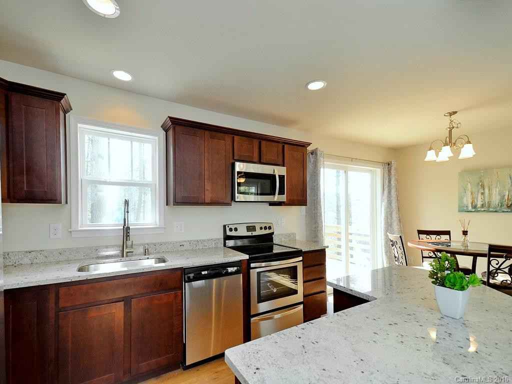 219 Christina Court - Photo 6