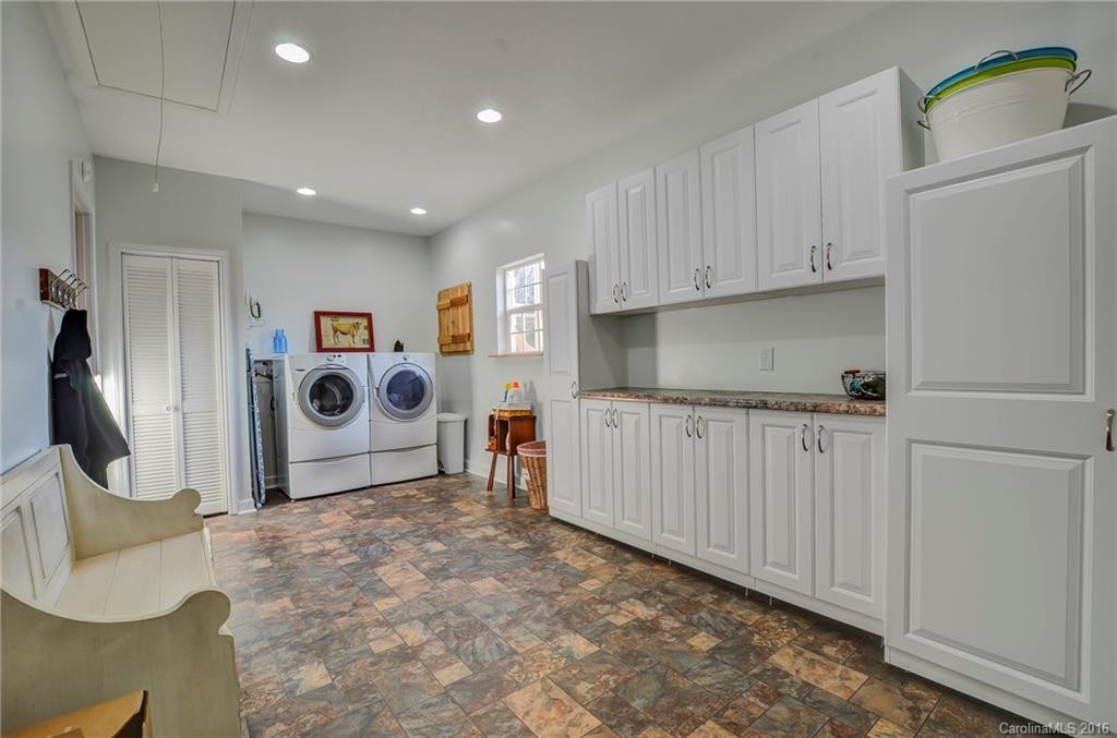 102 Tawn Drive - Photo 19