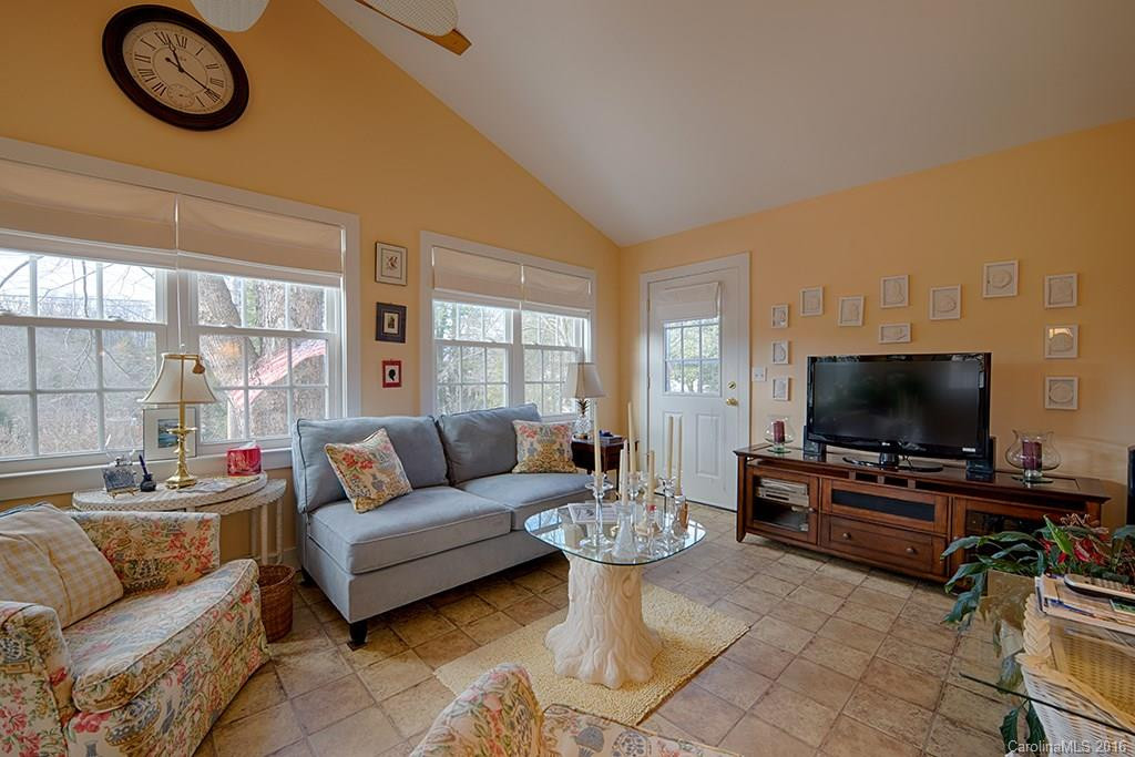 303 Assembly Street #n/a - Photo 6