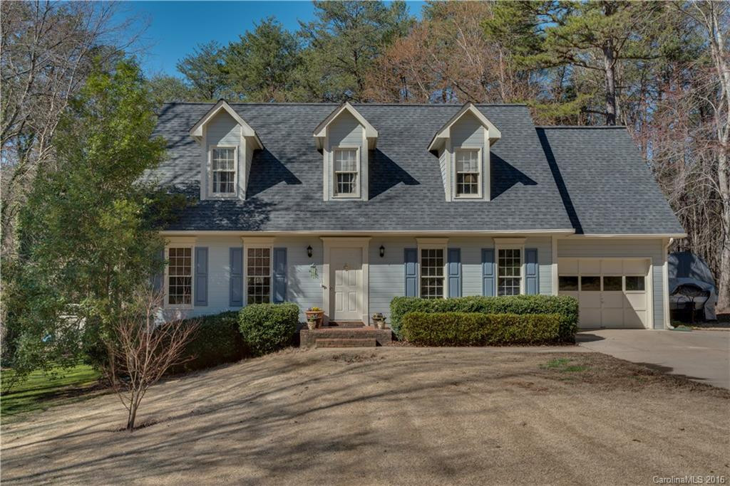 151 Woodland Hollow
