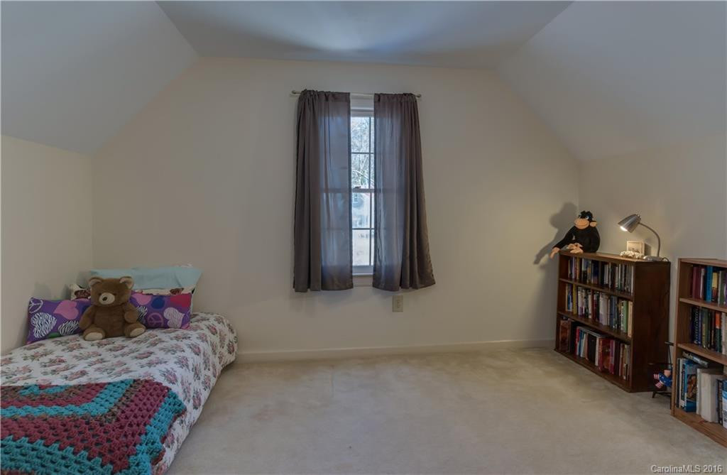 151 Woodland Hollow - Photo 19