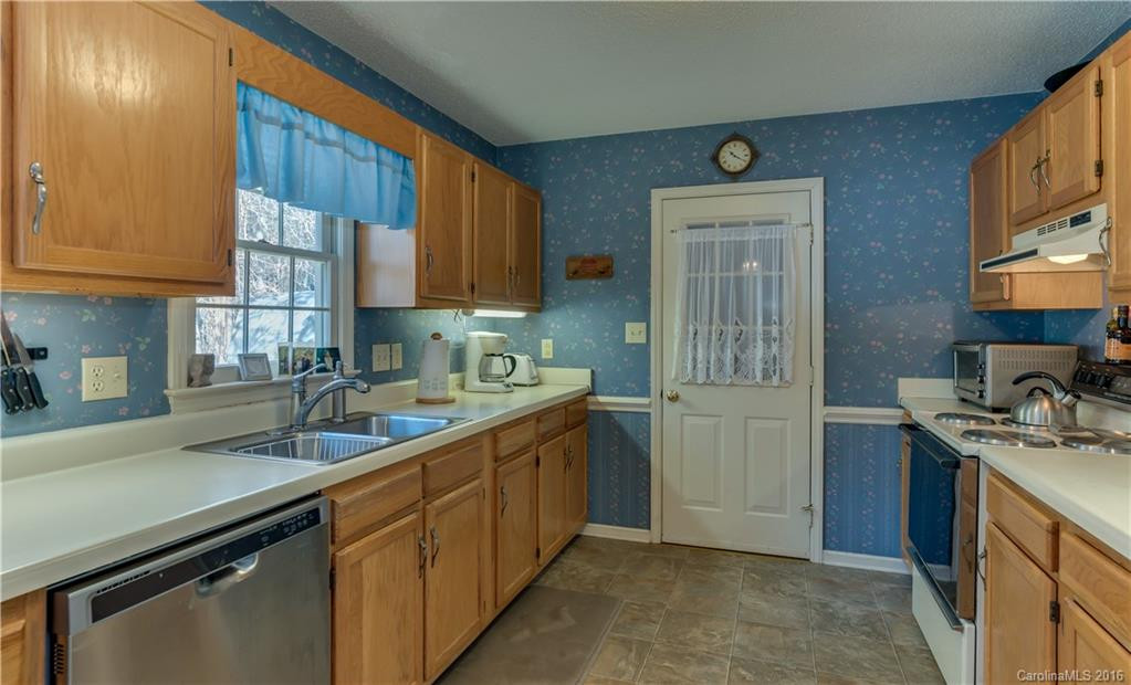 151 Woodland Hollow - Photo 8