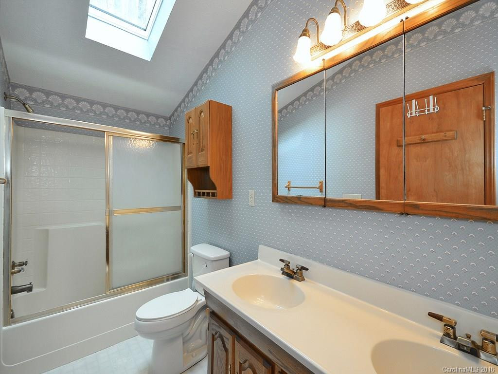 20 Sean Drive - Photo 12