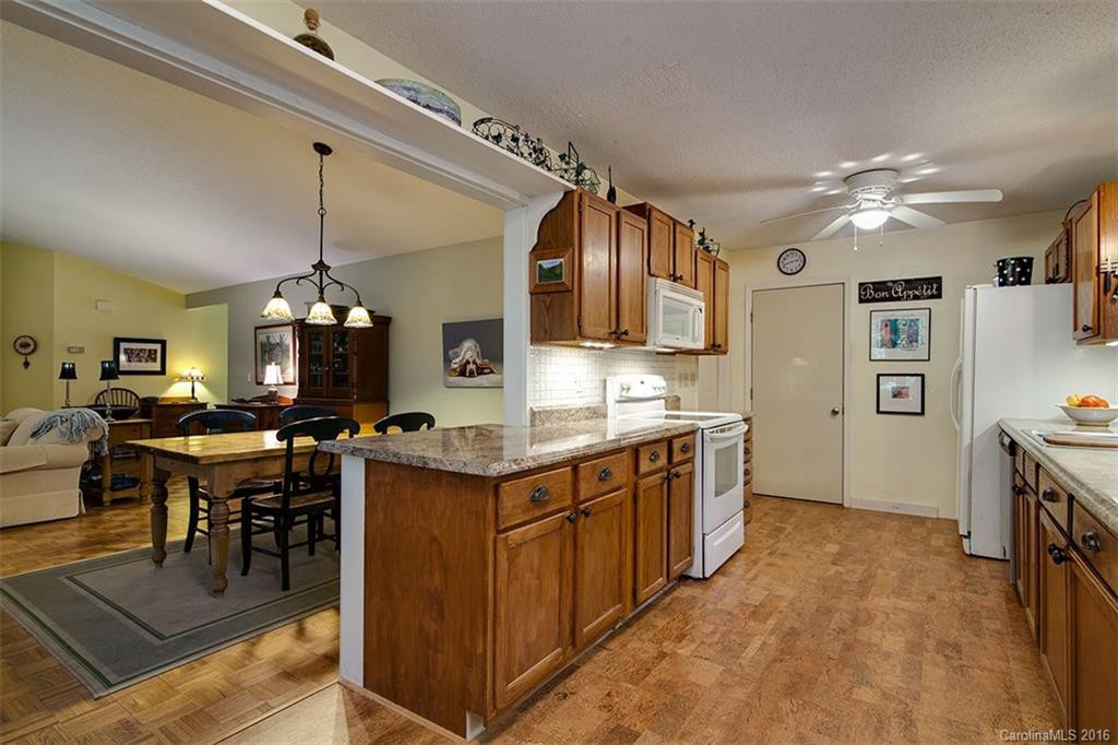 60 Enolah Court #35/3 - Photo 7