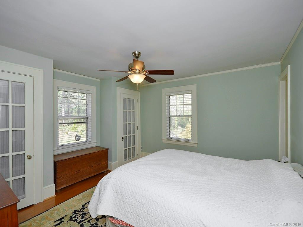 891 Hendersonville Road - Photo 14