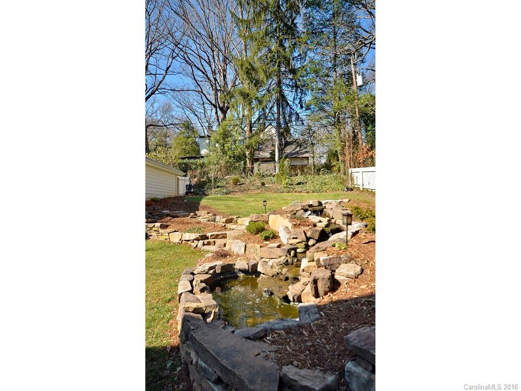 891 Hendersonville Road - Photo 18