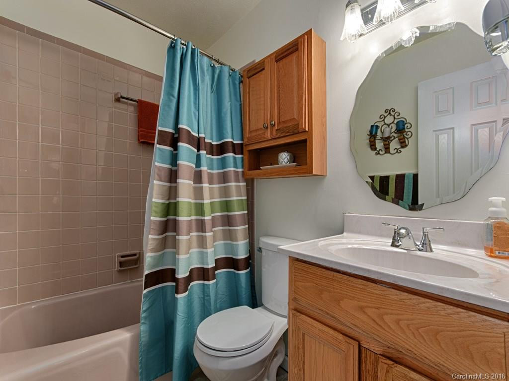 22 Waters Road - Photo 10