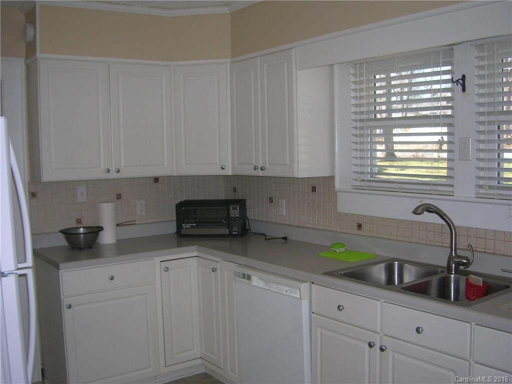 173 Callahan Street - Photo 7