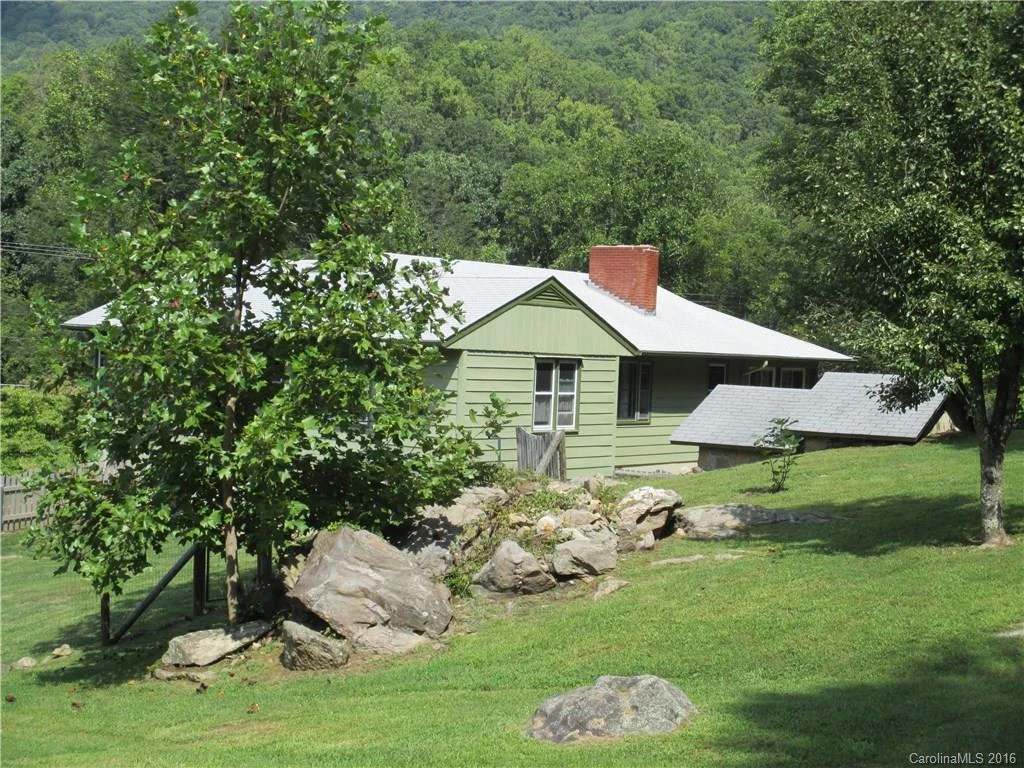 1115 Bee Tree Road