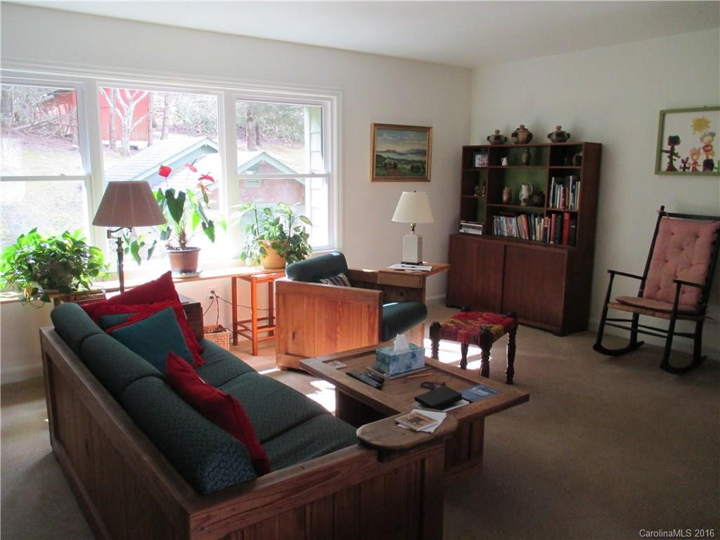 1115 Bee Tree Road - Photo 6