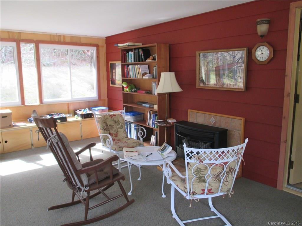 1115 Bee Tree Road - Photo 10