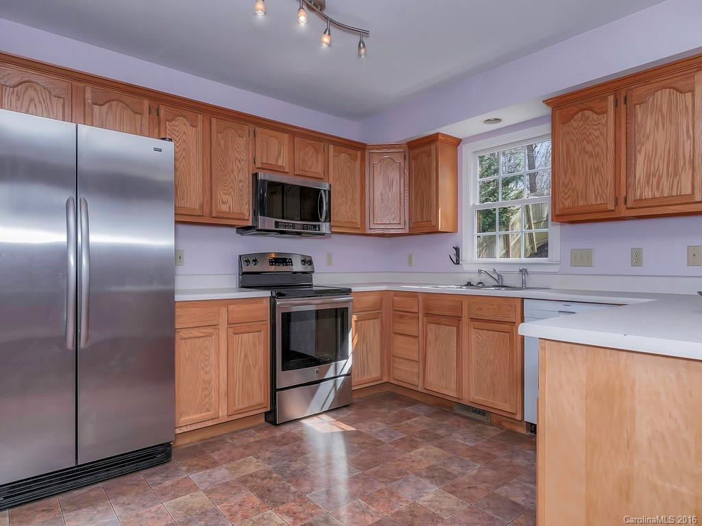47 Royal Oaks Road - Photo 6