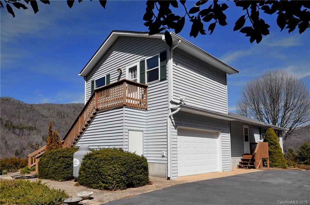 144 Skyway Drive