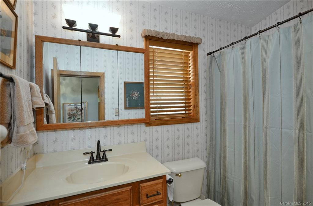 144 Skyway Drive - Photo 12