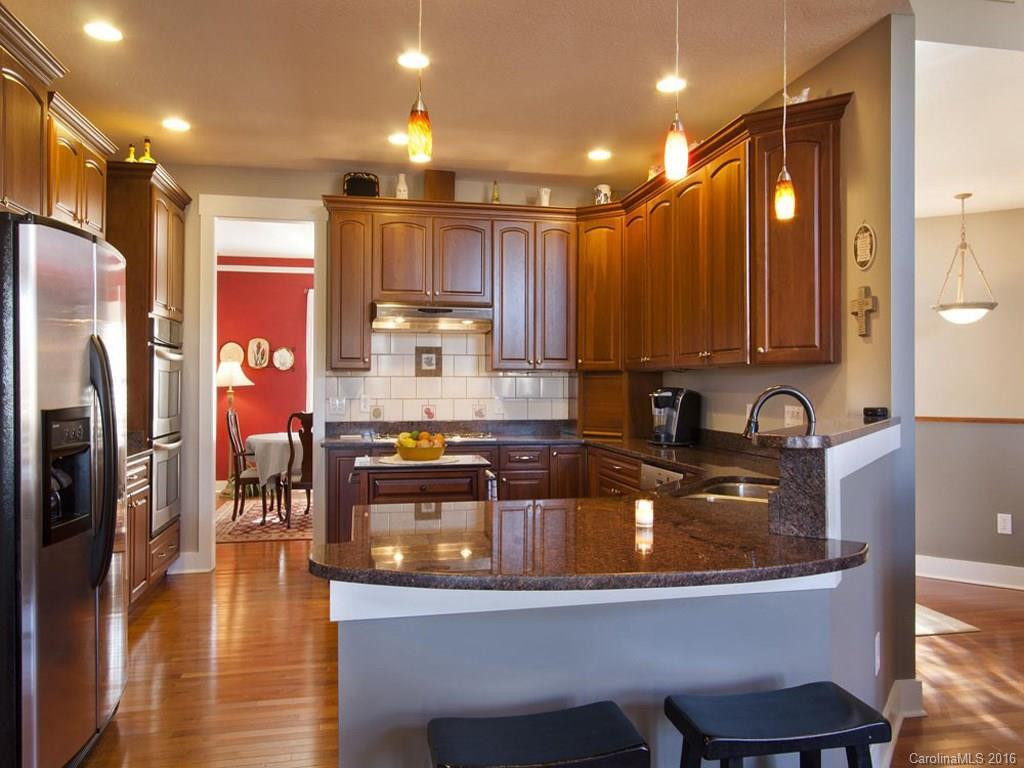 206 Fairway Falls Road - Photo 7