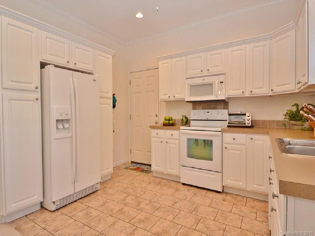 34 Middle Street - Photo 9