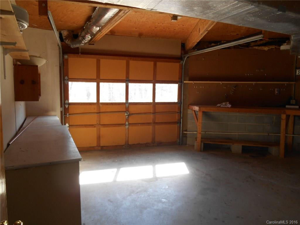 12 Hollyridge Lane - Photo 22