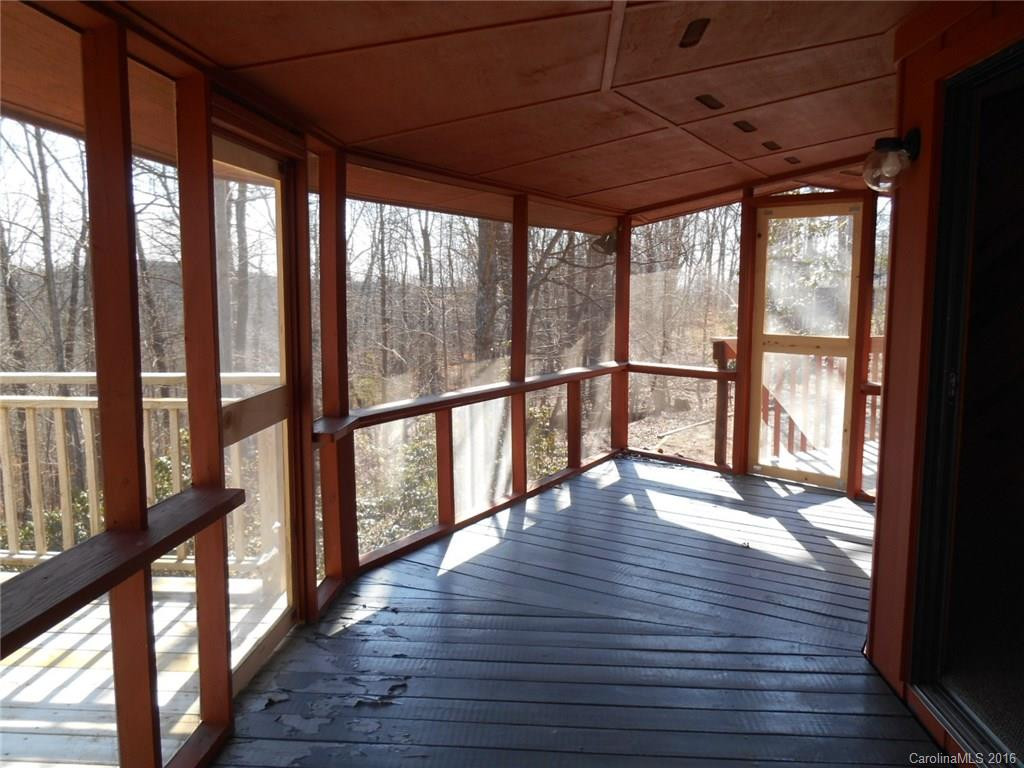 12 Hollyridge Lane - Photo 9