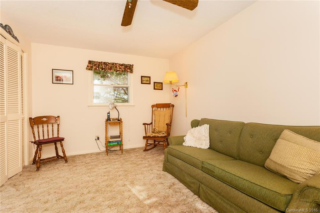 111 Still Meadow Drive - Photo 16