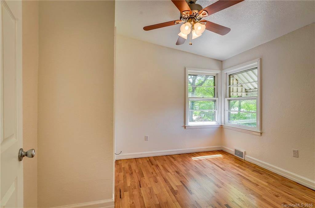 87 Hampton Street - Photo 6