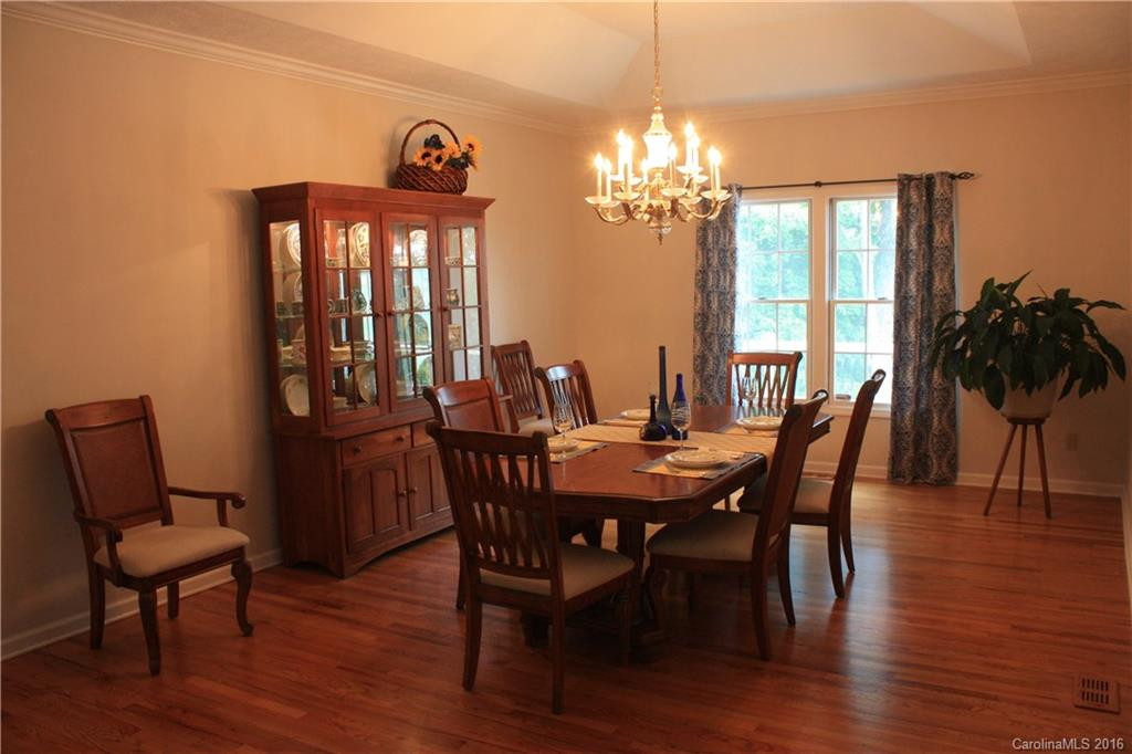 21 Masters Crest Drive - Photo 3