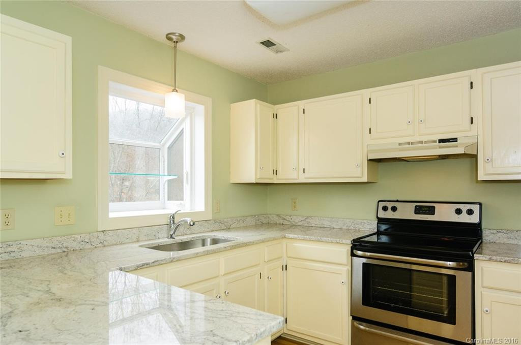 11 Fox Lair Court - Photo 11