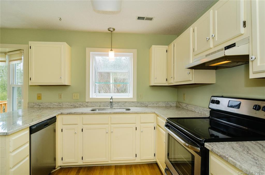 11 Fox Lair Court - Photo 12