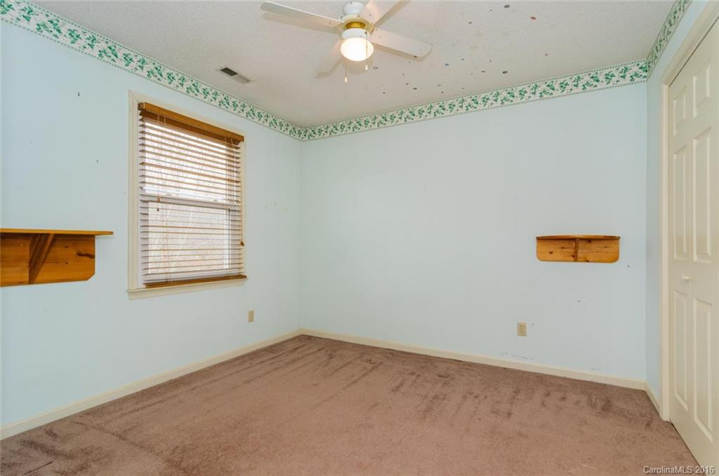 11 Fox Lair Court - Photo 19