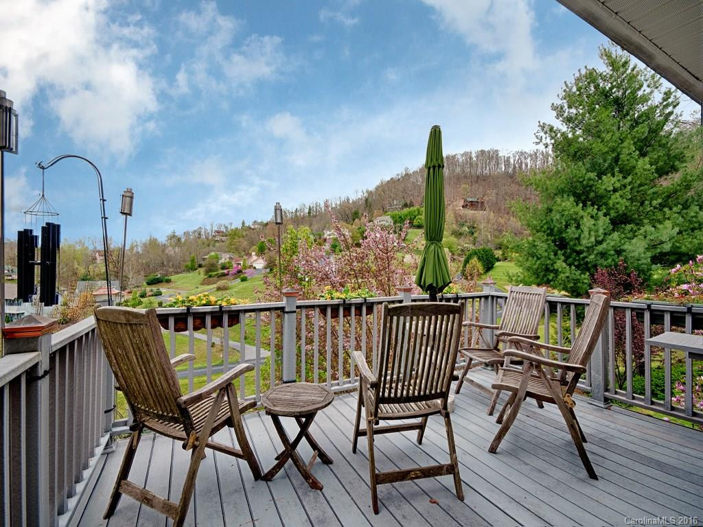 376 Meadow Creek Drive - Photo 4