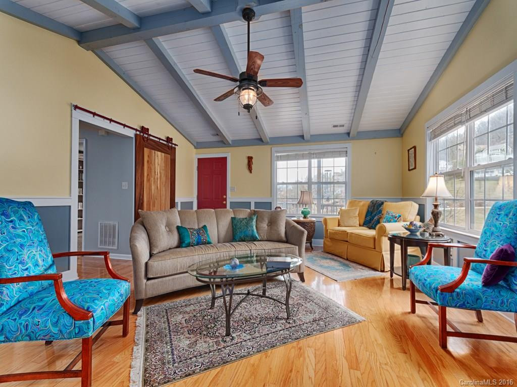 376 Meadow Creek Drive - Photo 6