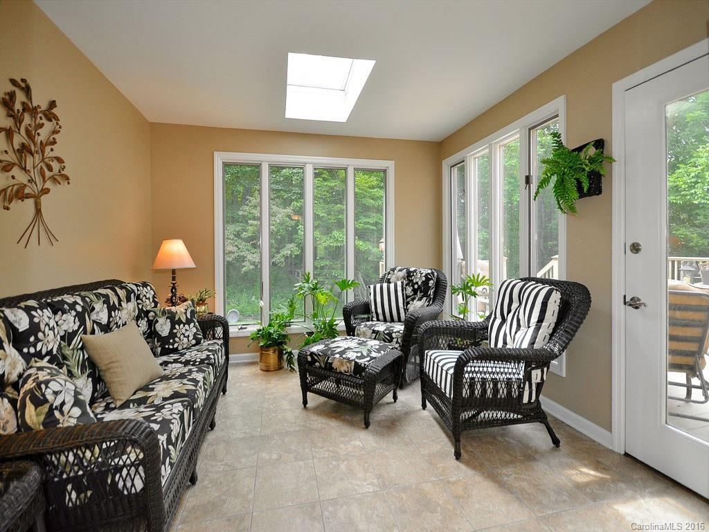 432 Sondley Woods Place - Photo 2