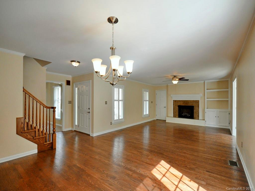432 Sondley Woods Place - Photo 3