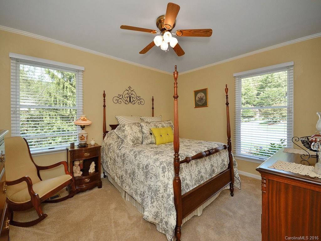 432 Sondley Woods Place - Photo 7