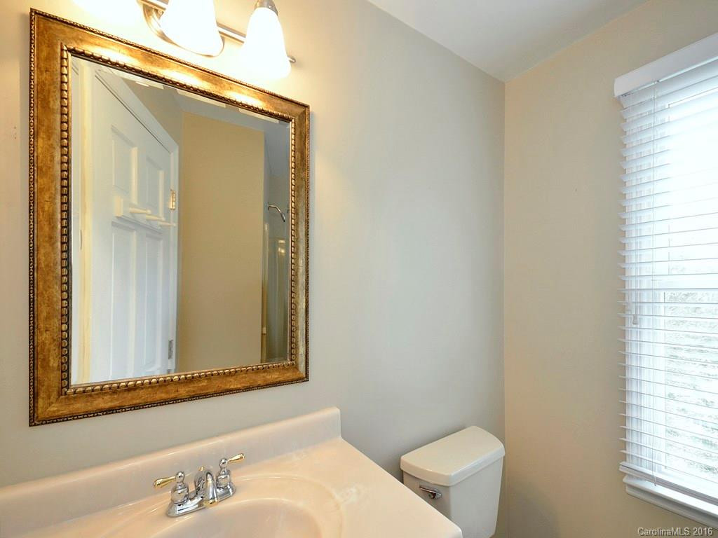432 Sondley Woods Place - Photo 9