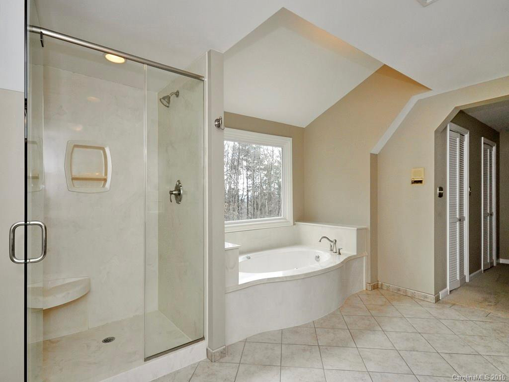 432 Sondley Woods Place - Photo 10