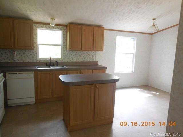 20 Howell Road - Photo 4