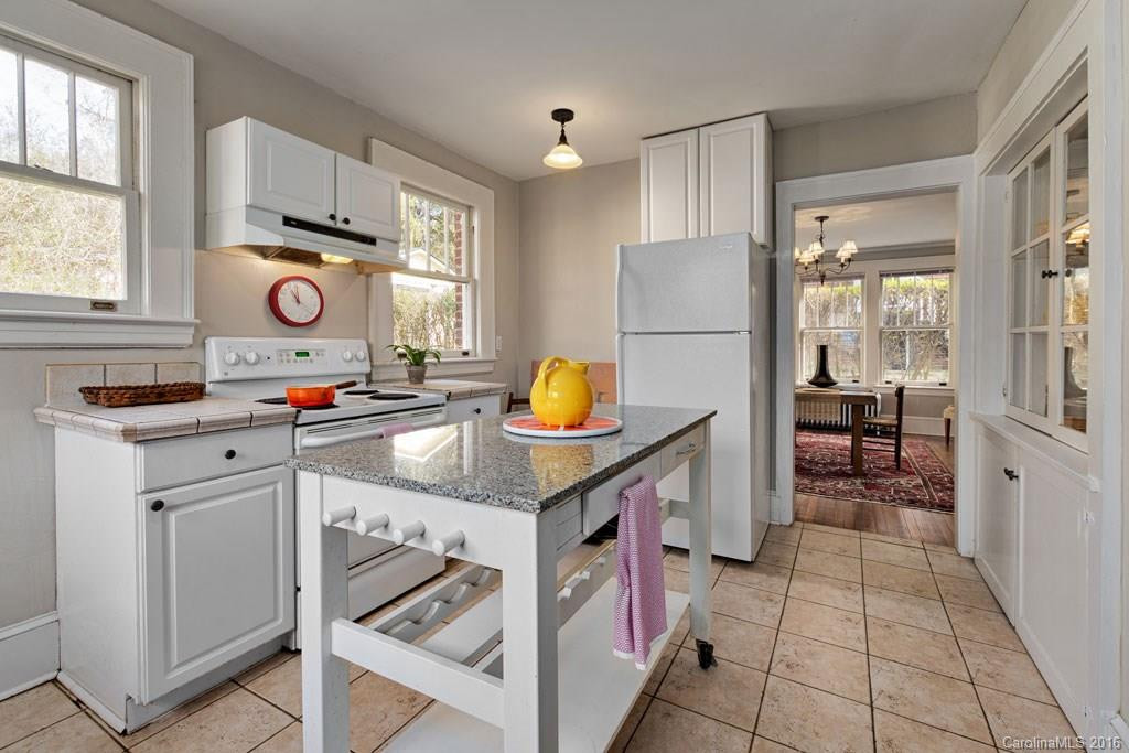 167 Edgewood Road - Photo 9